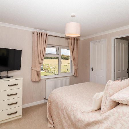12 Bucklesham Park Vila Ipswich Exterior foto
